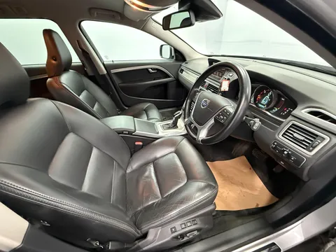 VOLVO XC70 D4 [181] SE Lux 5dr AWD Geartronic