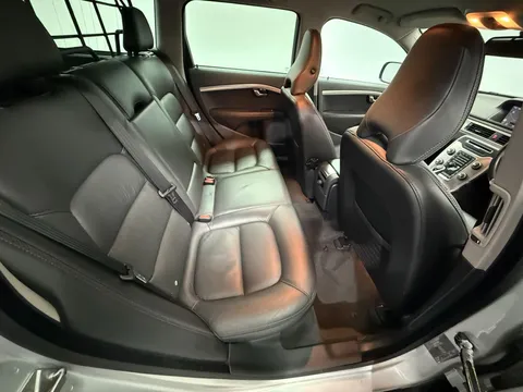 VOLVO XC70 D4 [181] SE Lux 5dr AWD Geartronic