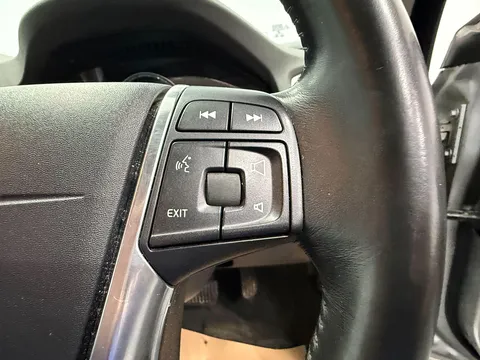 VOLVO XC70 D4 [181] SE Lux 5dr AWD Geartronic