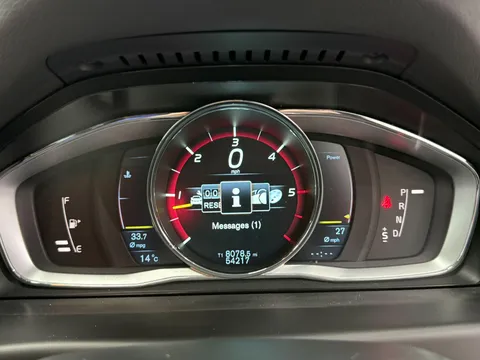 VOLVO XC70 D4 [181] SE Lux 5dr AWD Geartronic