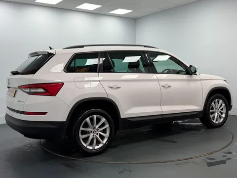 SKODA KODIAQ 2.0 TDI SE 5dr DSG
