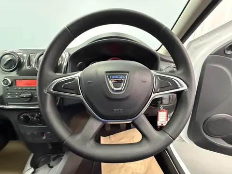 DACIA SANDERO 1.0 SCe Essential 5dr