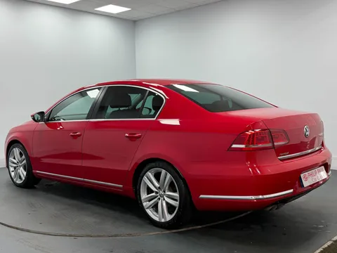 VOLKSWAGEN PASSAT 2.0 TDI Bluemotion Tech Executive Style 4dr