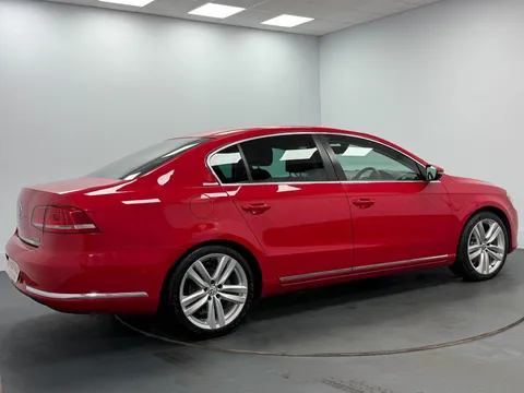 VOLKSWAGEN PASSAT 2.0 TDI Bluemotion Tech Executive Style 4dr