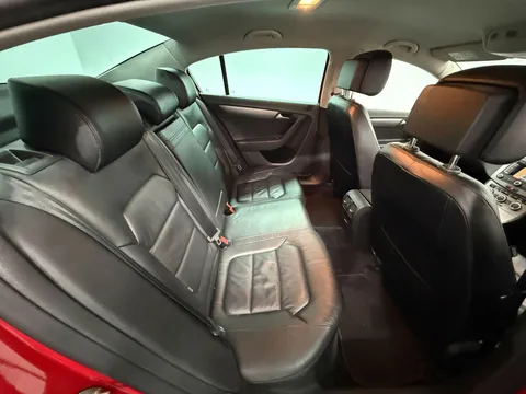 VOLKSWAGEN PASSAT 2.0 TDI Bluemotion Tech Executive Style 4dr