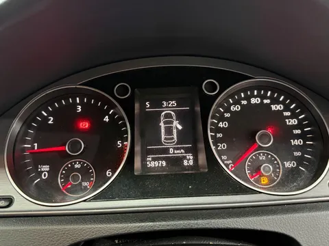 VOLKSWAGEN PASSAT 2.0 TDI Bluemotion Tech Executive Style 4dr