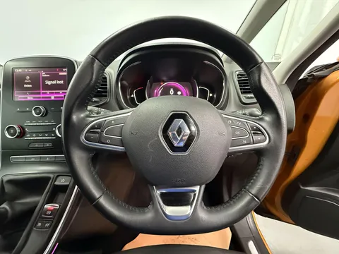 RENAULT SCENIC 1.5 dCi Dynamique Nav 5dr