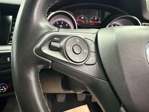 VAUXHALL INSIGNIA GRAND SPORT 1.5T [165] Design Nav 5dr