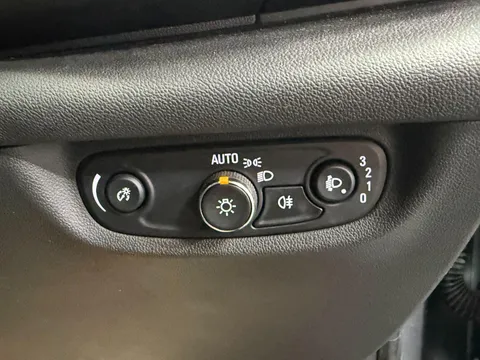 VAUXHALL INSIGNIA GRAND SPORT 1.5T [165] Design Nav 5dr