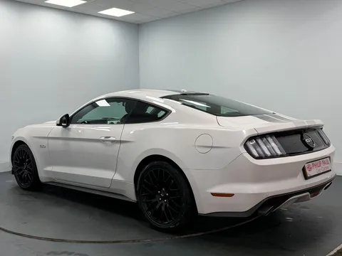 FORD MUSTANG 5.0 V8 GT 2dr Auto