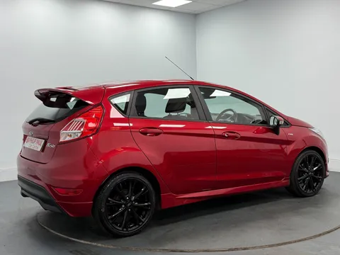 FORD FIESTA 1.0 EcoBoost 140 ST-Line 5dr