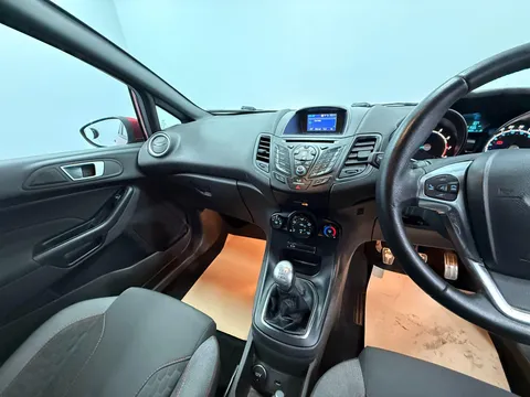 FORD FIESTA 1.0 EcoBoost 140 ST-Line 5dr