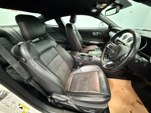 FORD MUSTANG 5.0 V8 GT 2dr Auto