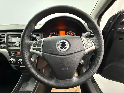 SSANGYONG KORANDO 2.0 149 SE 5dr