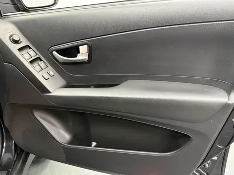 SSANGYONG KORANDO 2.0 149 SE 5dr