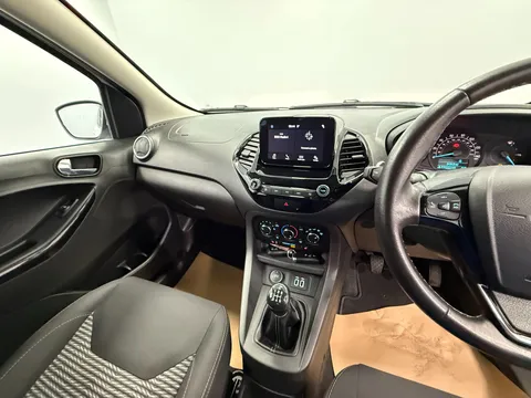 FORD KA+ 1.2 85 Zetec 5dr