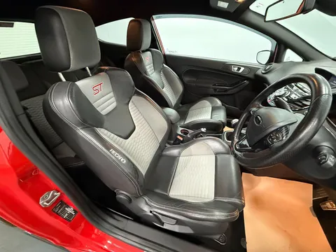 FORD FIESTA 1.6 EcoBoost ST-3 3dr