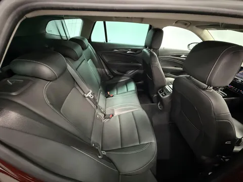 VAUXHALL INSIGNIA DIESEL SPORTS TOURER 2.0 Turbo D Elite Nav 5dr