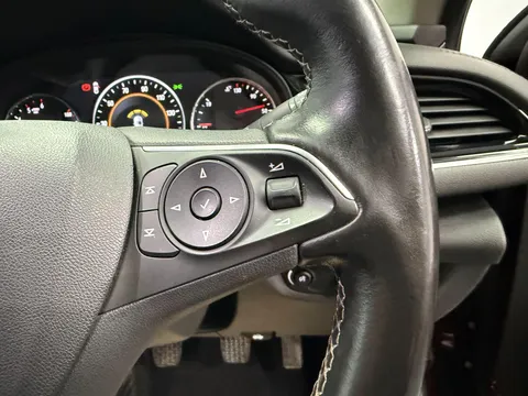 VAUXHALL INSIGNIA DIESEL SPORTS TOURER 2.0 Turbo D Elite Nav 5dr