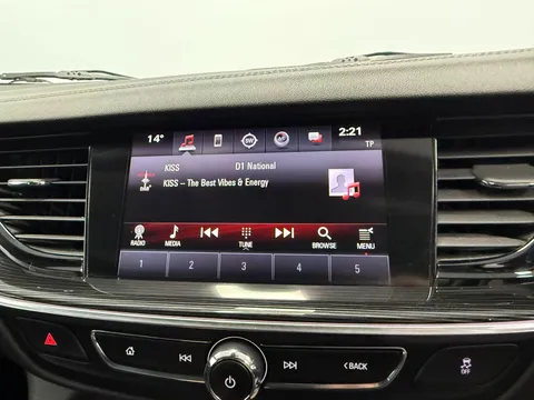 VAUXHALL INSIGNIA DIESEL SPORTS TOURER 2.0 Turbo D Elite Nav 5dr