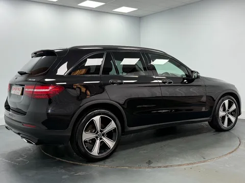 MERCEDES-BENZ GLC GLC 220d 4Matic Urban Edition 5dr 9G-Tronic