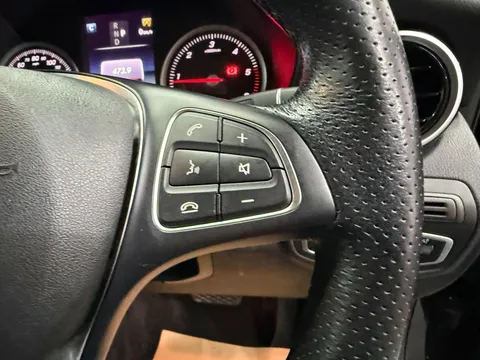 MERCEDES-BENZ GLC GLC 220d 4Matic Urban Edition 5dr 9G-Tronic