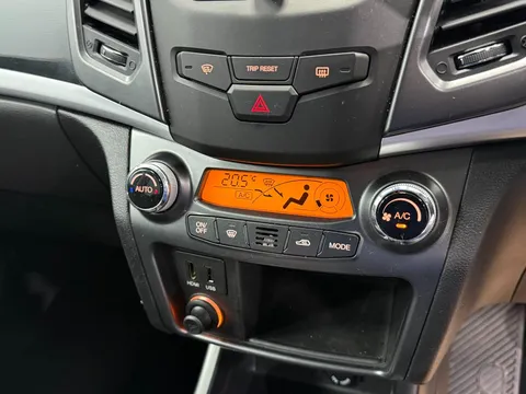 SSANGYONG KORANDO 2.2 ELX 4x4 Auto 5dr