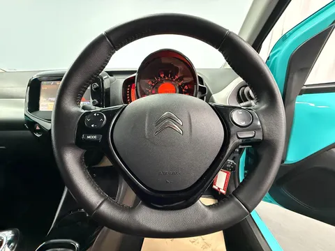 CITROEN C1 1.2 PureTech Flair 5dr