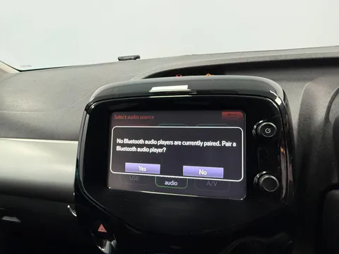 CITROEN C1 1.2 PureTech Flair 5dr