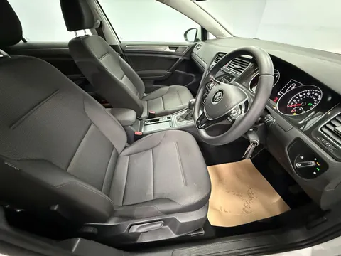 VOLKSWAGEN GOLF 1.4 TSI SE 5dr DSG