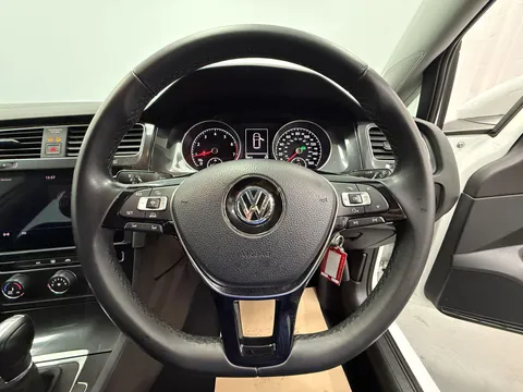 VOLKSWAGEN GOLF 1.4 TSI SE 5dr DSG