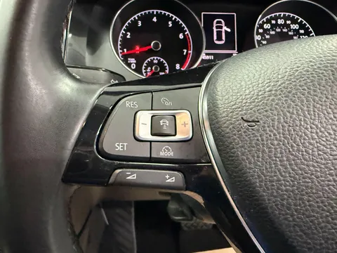 VOLKSWAGEN GOLF 1.4 TSI SE 5dr DSG