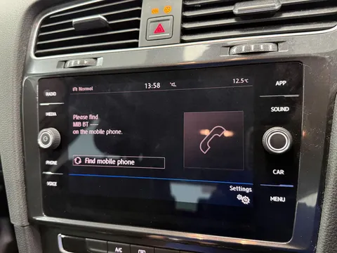 VOLKSWAGEN GOLF 1.4 TSI SE 5dr DSG