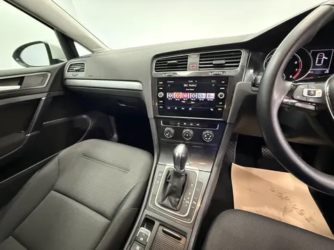 VOLKSWAGEN GOLF 1.4 TSI SE 5dr DSG