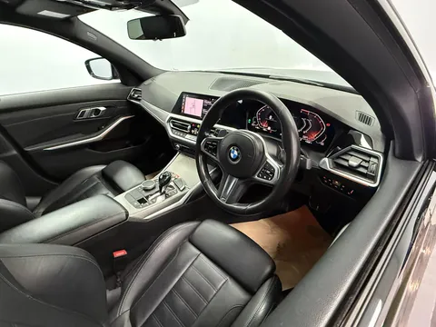 BMW 3 SERIES 320d M Sport 4dr Step Auto