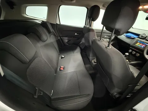 DACIA DUSTER 1.5 Blue dCi Comfort 5dr