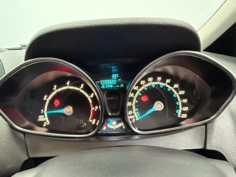 FORD B-MAX 1.4 Zetec 5dr