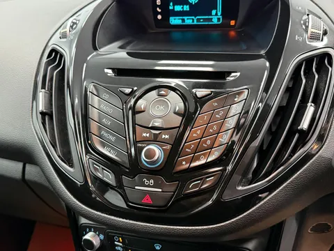 FORD B-MAX 1.4 Zetec 5dr