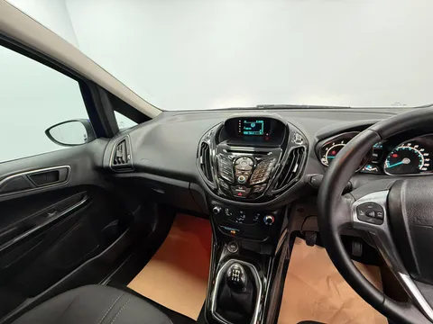 FORD B-MAX 1.4 Zetec 5dr