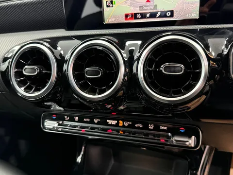 MERCEDES-BENZ A CLASS A180 Sport 5dr