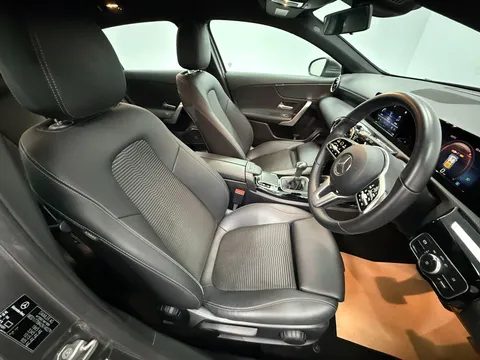 MERCEDES-BENZ A CLASS A180 Sport 5dr