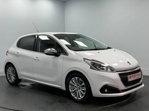 PEUGEOT 208 1.6 BlueHDi 100 Allure 5dr [non Start Stop]