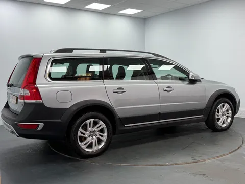 VOLVO XC70 D4 [181] SE Nav 5dr AWD