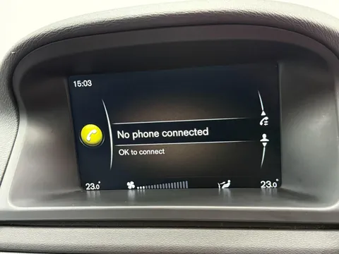 VOLVO XC70 D4 [181] SE Nav 5dr AWD