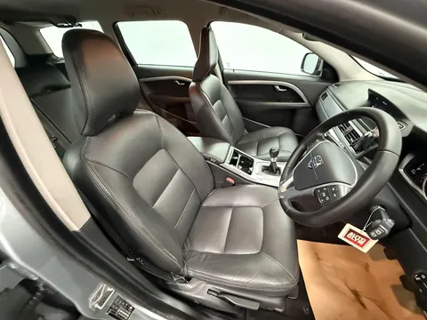 VOLVO XC70 D4 [181] SE Nav 5dr AWD