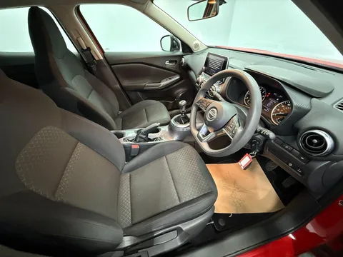 NISSAN JUKE 1.0 DiG-T 114 Acenta 5dr