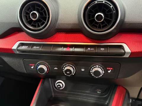 AUDI Q2 30 TDI Sport 5dr