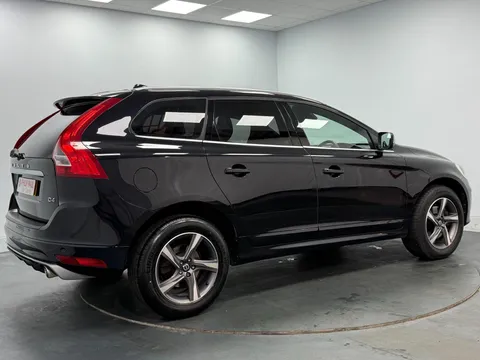 VOLVO XC60 D4 [181] R DESIGN Lux 5dr