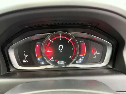 VOLVO XC60 D4 [181] R DESIGN Lux 5dr