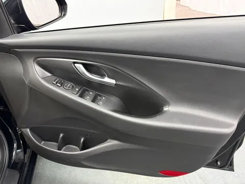 HYUNDAI I30 1.4T GDI SE Nav 5dr